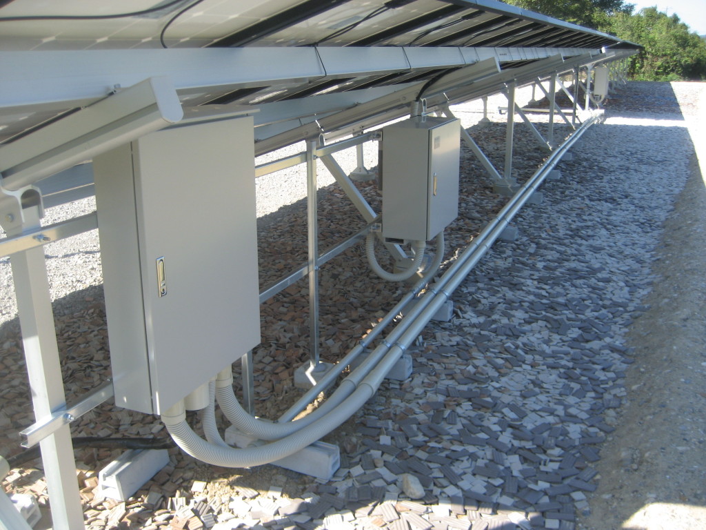 (有)M様太陽光発電システム築造工事 写真1